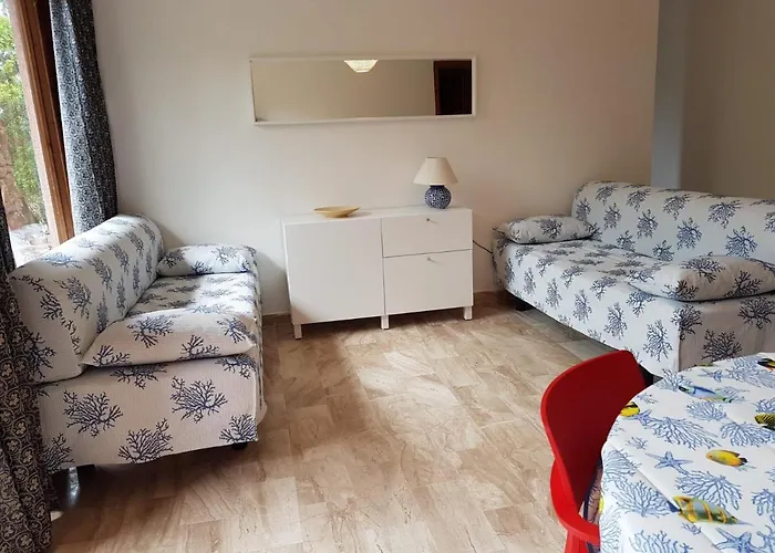 Corbezzolo * Porto Taverna